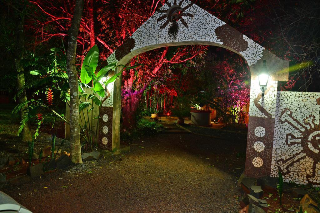 Posada Del Chaman Iguazu بويرتو إجوازو المظهر الخارجي الصورة